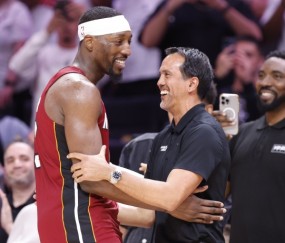 五星体育-韦德：我在游戏里都做不到83分&amp;只得了79分 所需心肺耐力难以置信